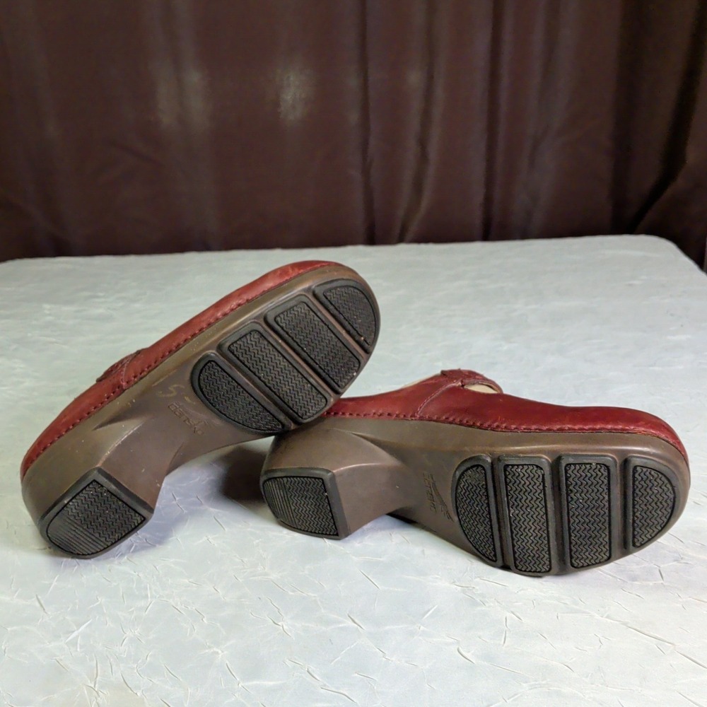 Dansko Mary Jane Clogs Womens Size US 6.5 EU 37 Burgundy Red Leather Shoes Boho - Picture 5 of 8